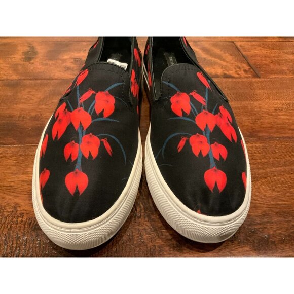 Rachel Zoe Black & Red Floral Patterned Slip Ons Flats, Size 8 (US) NWOB! - Picture 1 of 9